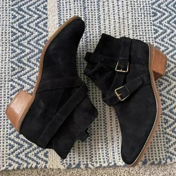 Marc Fisher Black Yandi Bootie - Picture 7 of 7